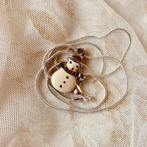 Vintage Snowman Pendant Fashion Necklace - Picture 3 of 4